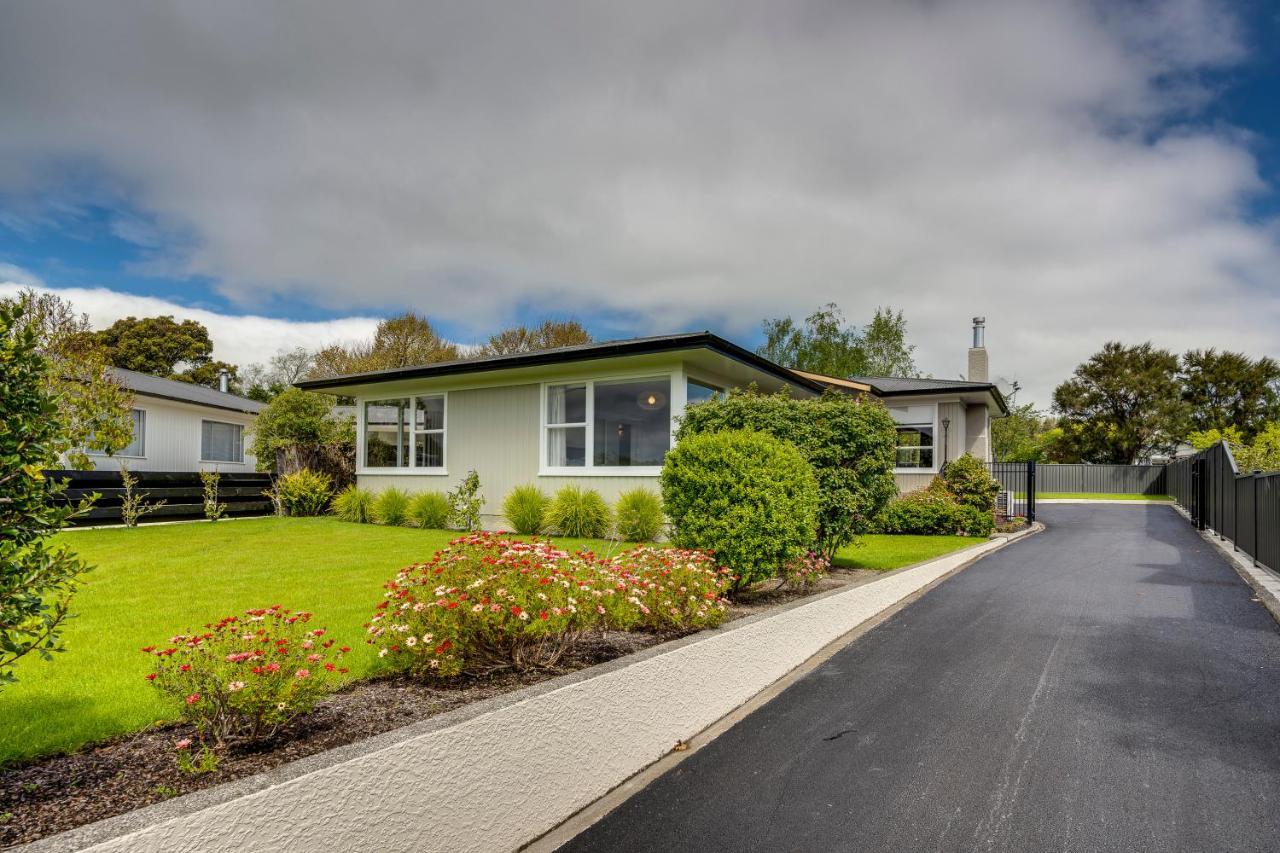 Belmont Pool Paradise - Havelock North Home Екстериор снимка