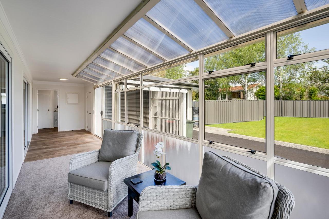 Belmont Pool Paradise - Havelock North Home Екстериор снимка