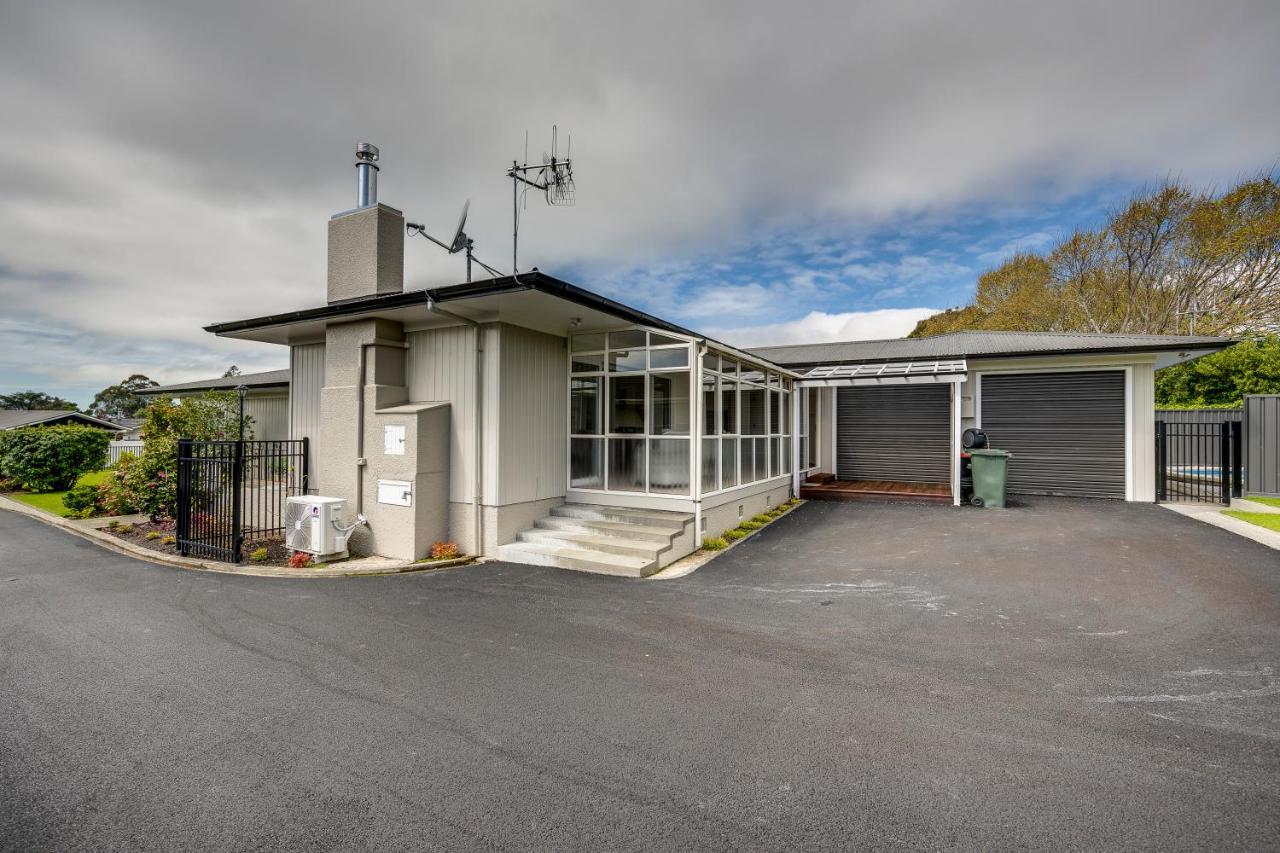 Belmont Pool Paradise - Havelock North Home Екстериор снимка